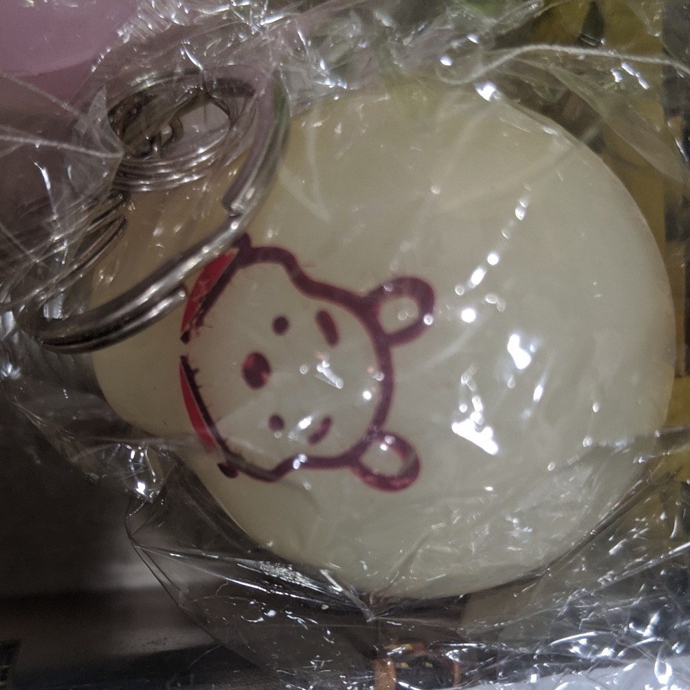 Decorative Flash Bulb Keychains - Picture 2 of 7